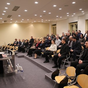 Susret članova Druge sinode s kardinalom Bozanićem